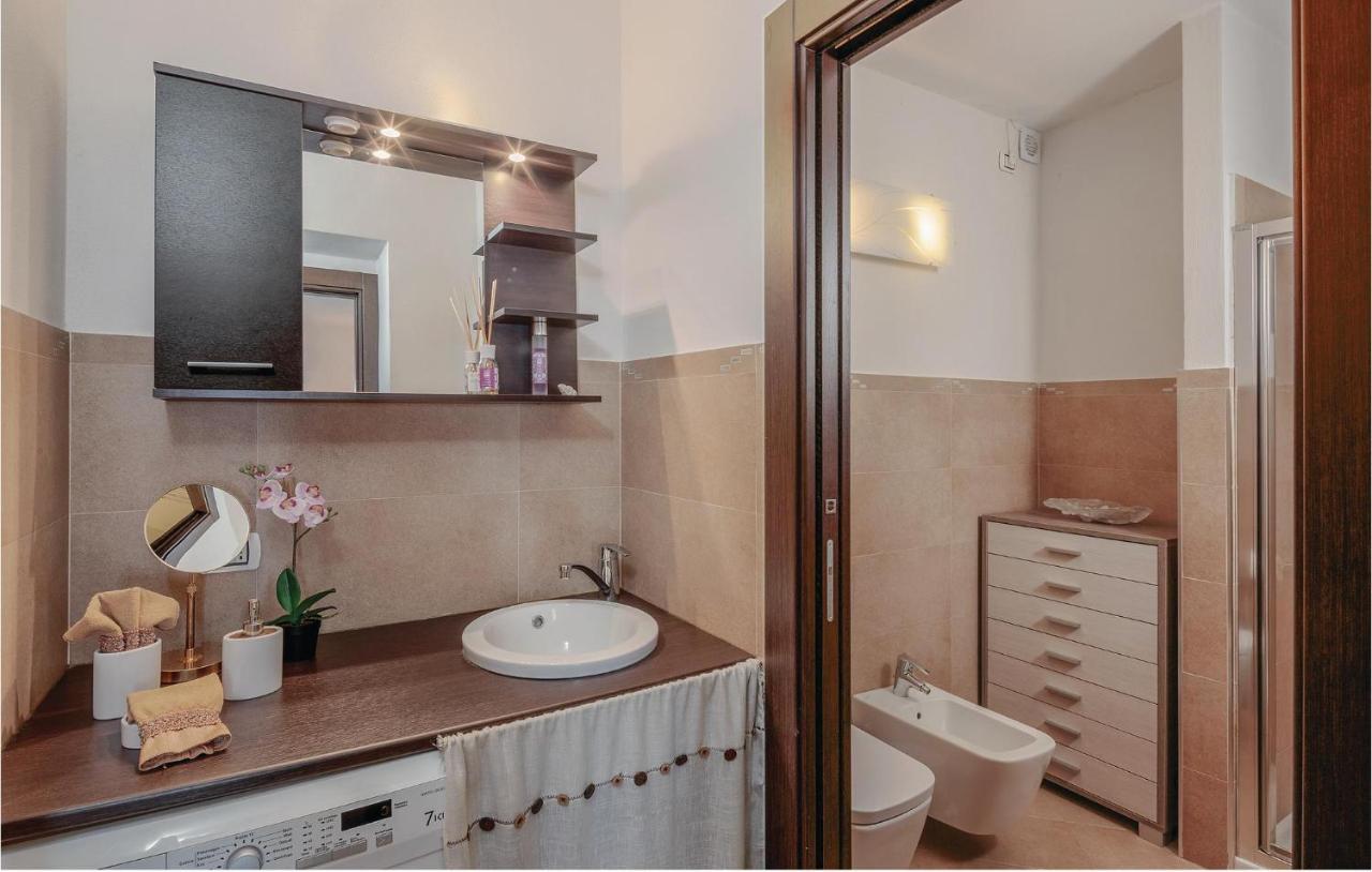 Beautiful Apartment In Pitelli -Sp- With Kitchen La Spezia Extérieur photo